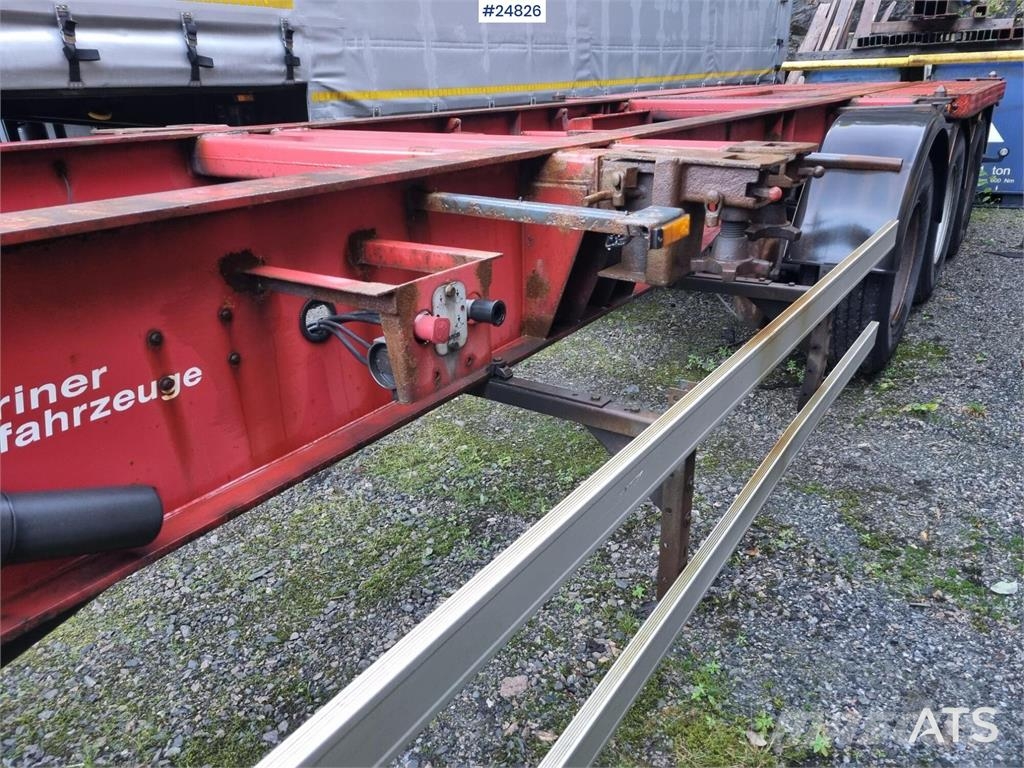 Schweriner 3 axle container chassis Andre hengere