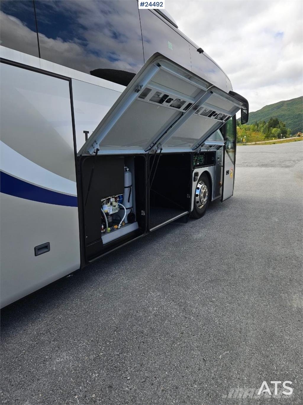 Setra S516HD Coach – 49 + 1 + 1 seats – 313,000 km 기타 버스