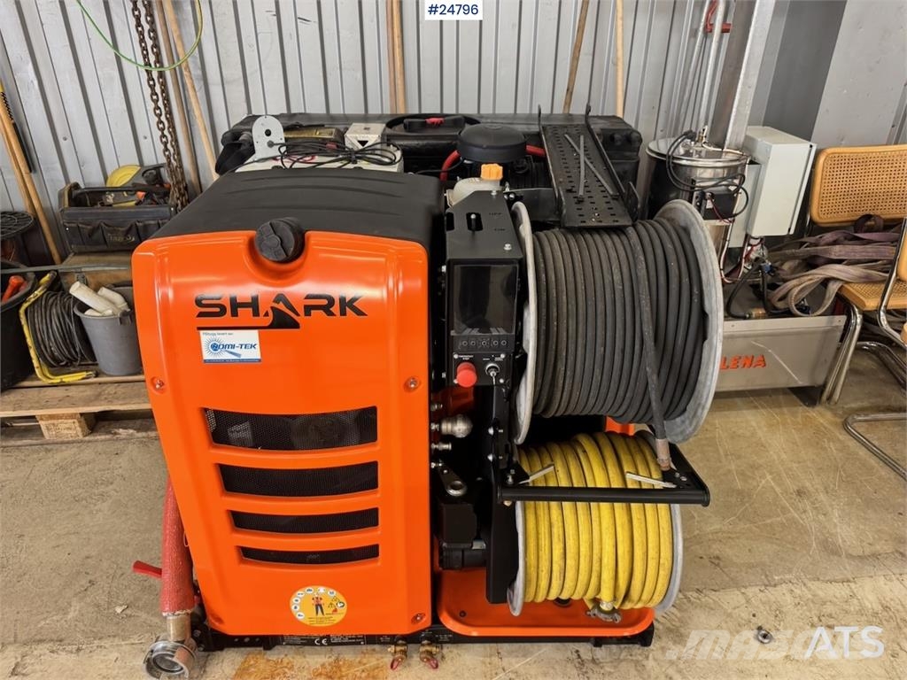 Shark High-Pressure Cleaning Unit – Only 250 Hours! Građevinarstvo – ostalo