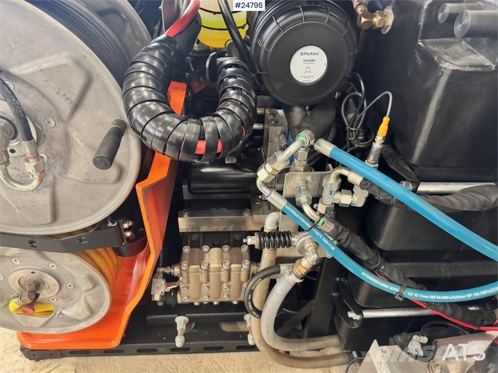Shark High-Pressure Cleaning Unit – Only 250 Hours! Građevinarstvo – ostalo