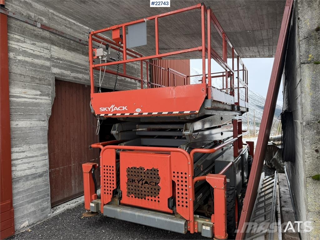 SkyJack SJ9250 scissor lift Žirkliniai keltuvai