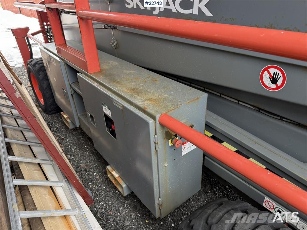 SkyJack SJ9250 scissor lift Žirkliniai keltuvai