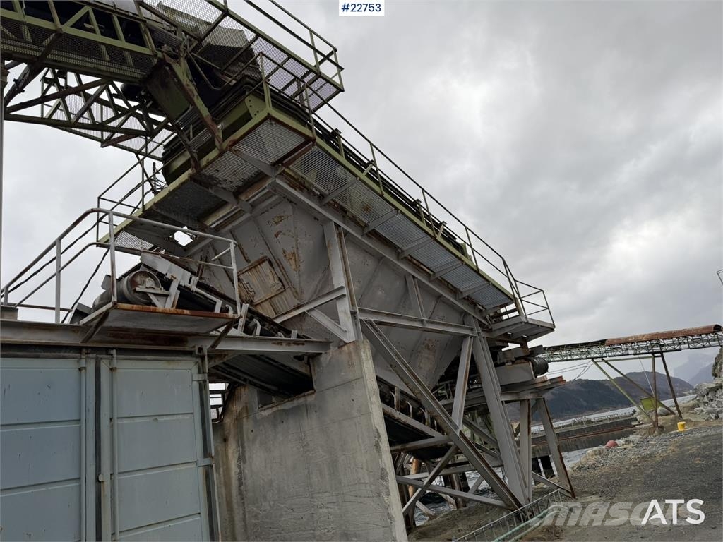 Svedala Arbrå coarse screen with side conveyor Zeefinstallatie