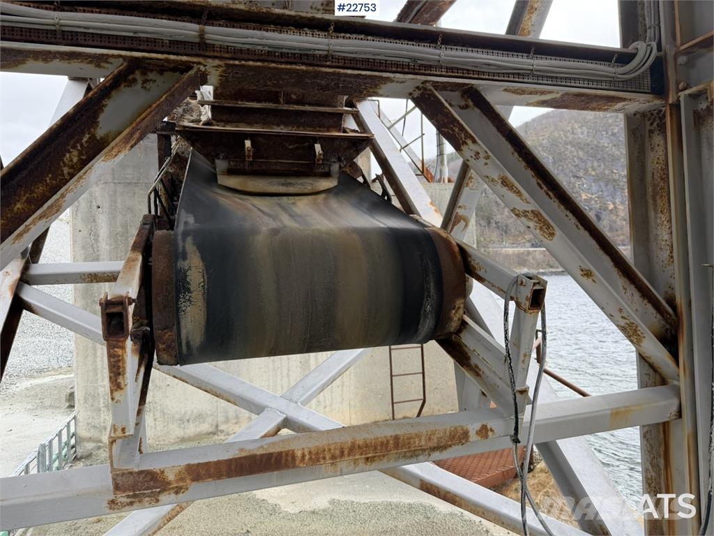 Svedala Arbrå coarse screen with side conveyor Zeefinstallatie