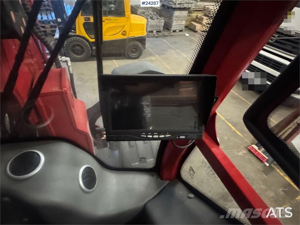 Taian TL2500 Wheel Loader w/ 2 Buckets and Pallet Forks  Wielladers