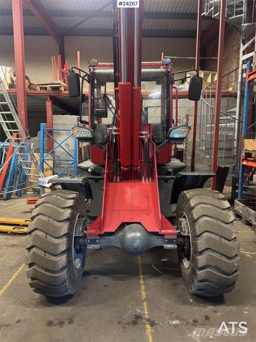 Taian TL2500 Wheel Loader w/ 2 Buckets and Pallet Forks  Wielladers