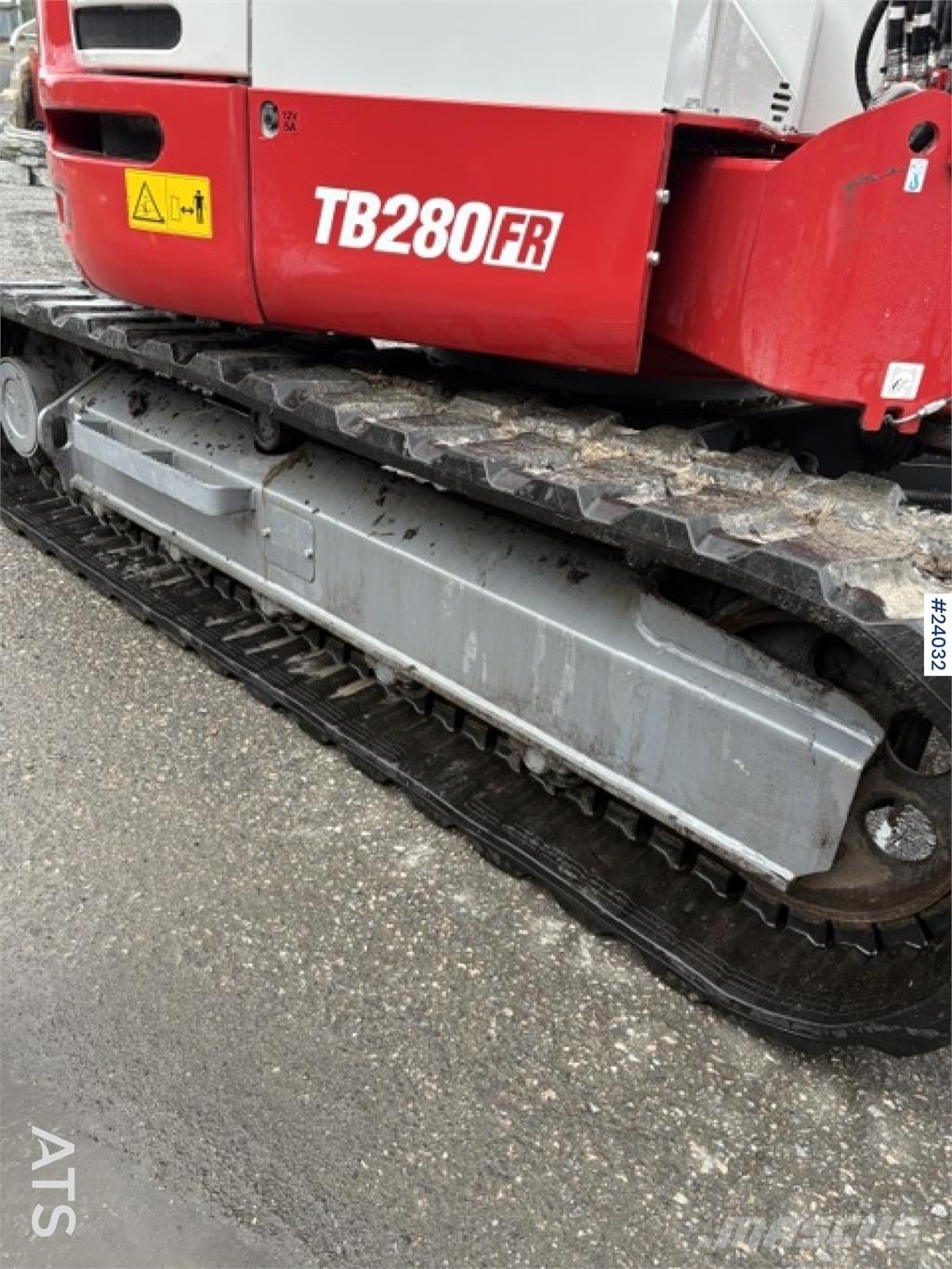 Takeuchi TB280FR excavator with grading bucket and rototilt Εκσκαφείς με ερπύστριες
