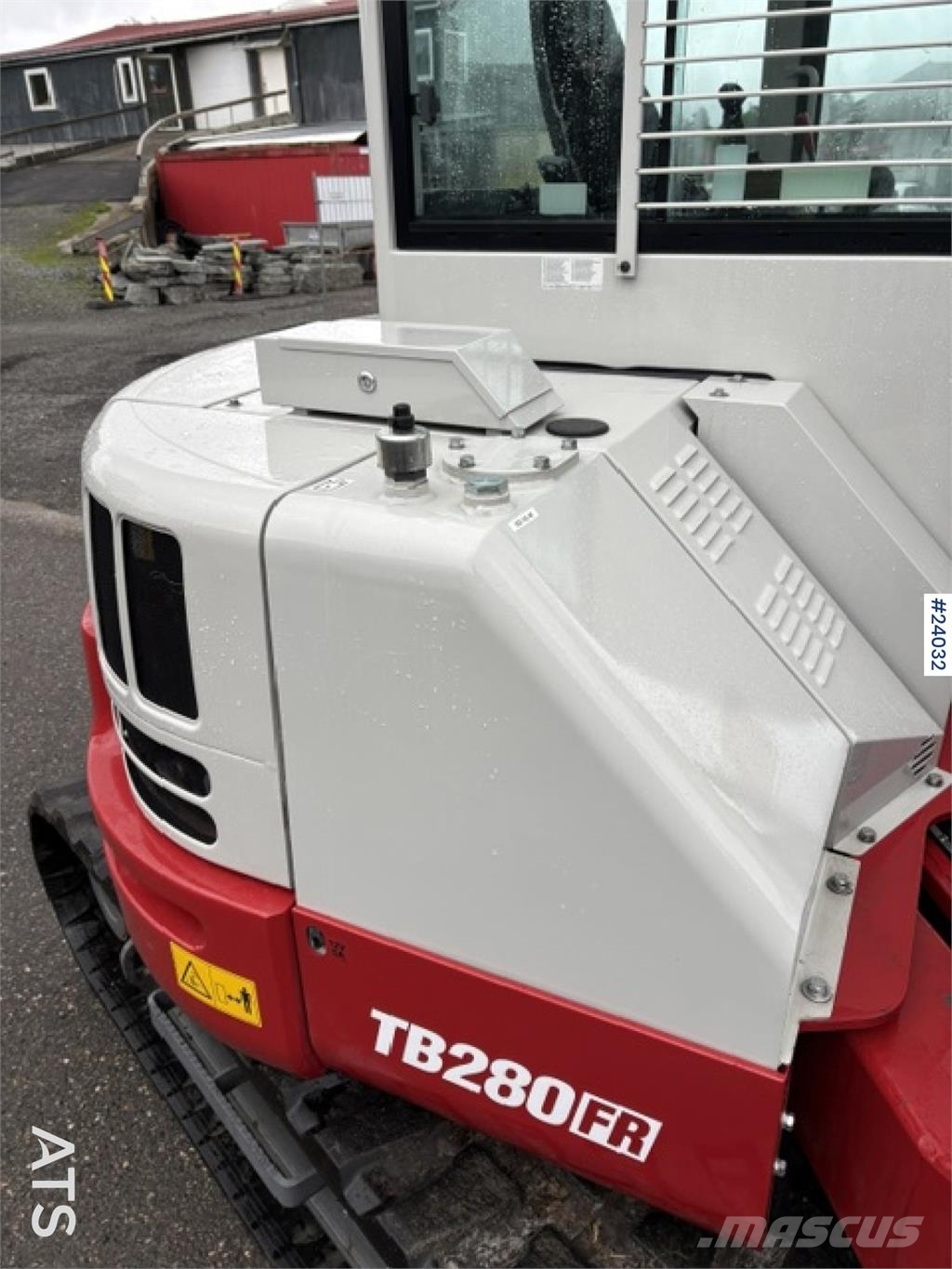 Takeuchi TB280FR excavator with grading bucket and rototilt Εκσκαφείς με ερπύστριες