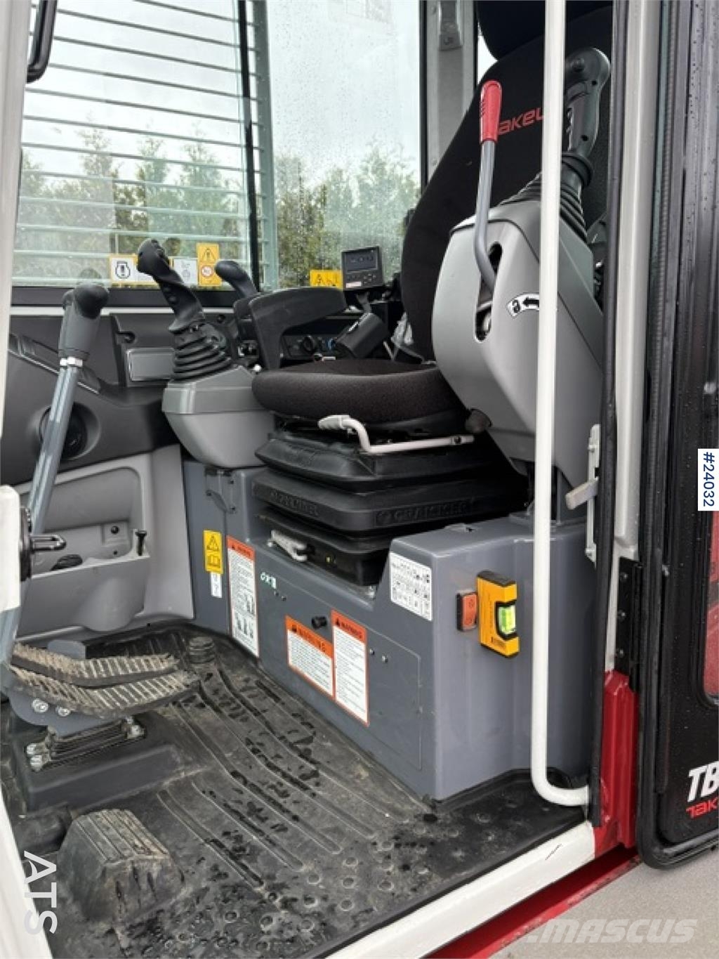 Takeuchi TB280FR excavator with grading bucket and rototilt Εκσκαφείς με ερπύστριες