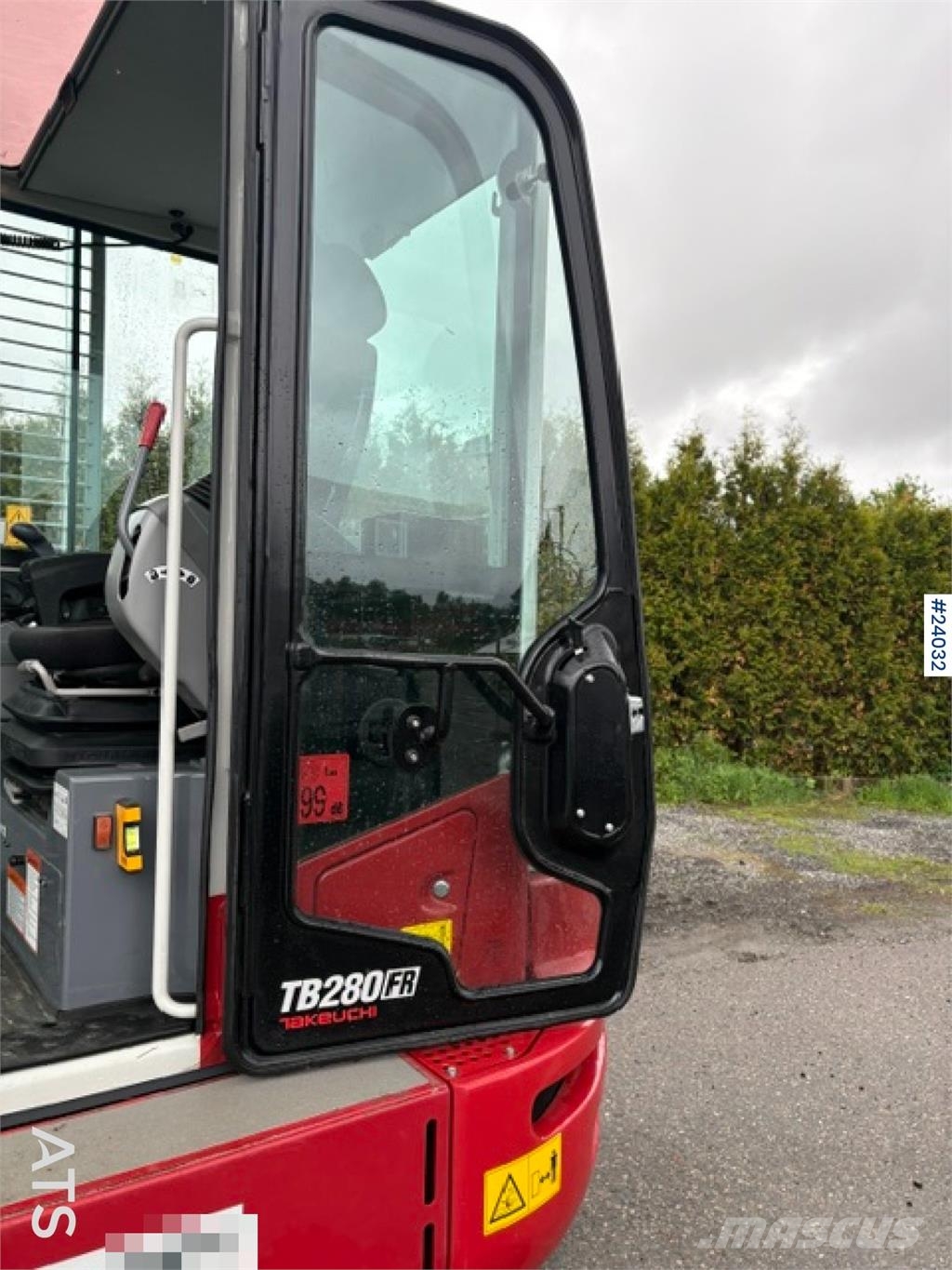 Takeuchi TB280FR excavator with grading bucket and rototilt Εκσκαφείς με ερπύστριες
