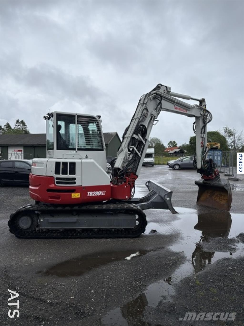 Takeuchi TB280FR excavator with grading bucket and rototilt Εκσκαφείς με ερπύστριες