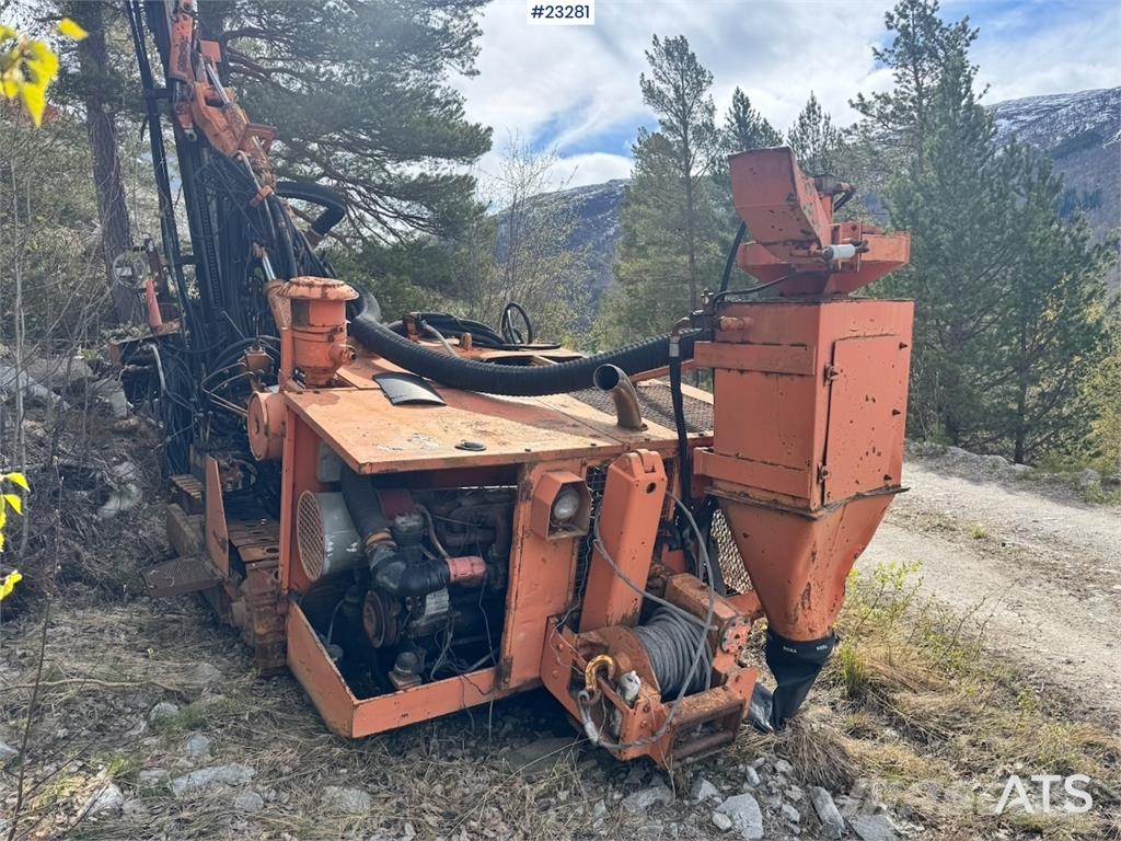 Tamrock DHA500 Drilling Rig معدات الثقب السطحي