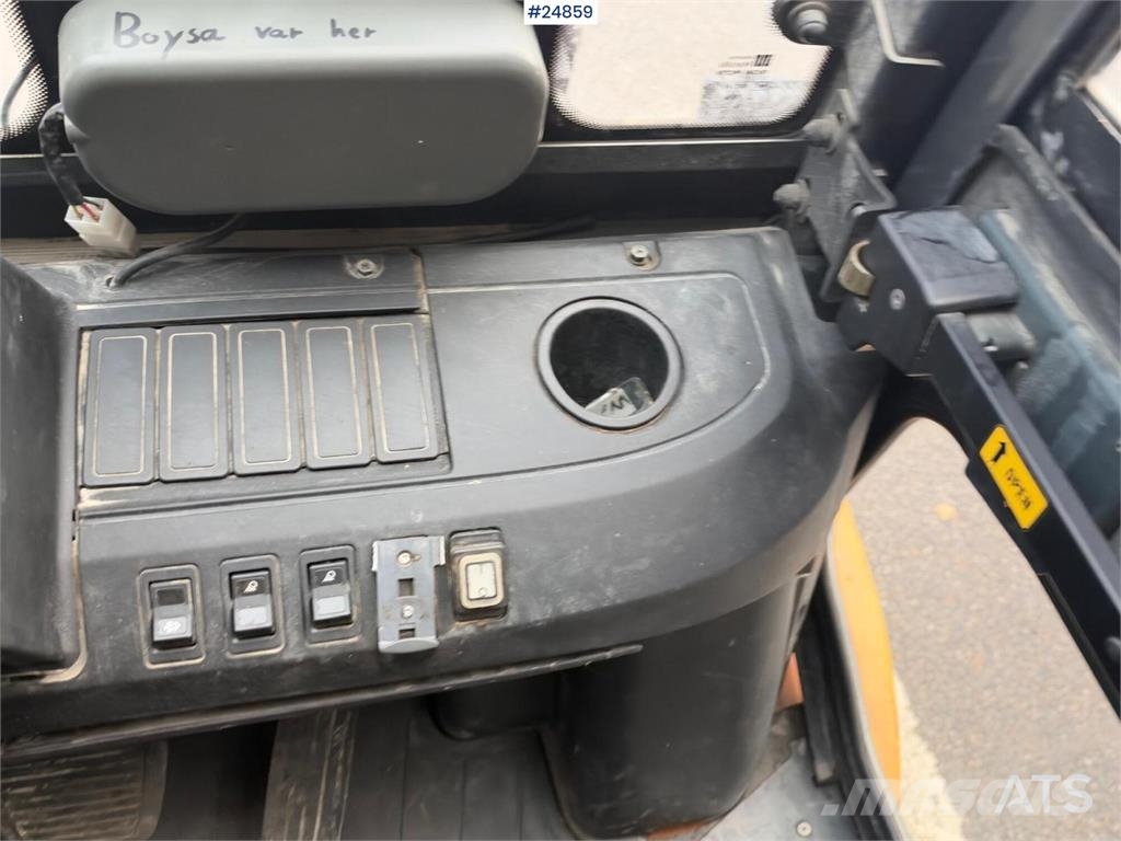 TCM 40 Counterbalance forklift Dyzeliniai krautuvai
