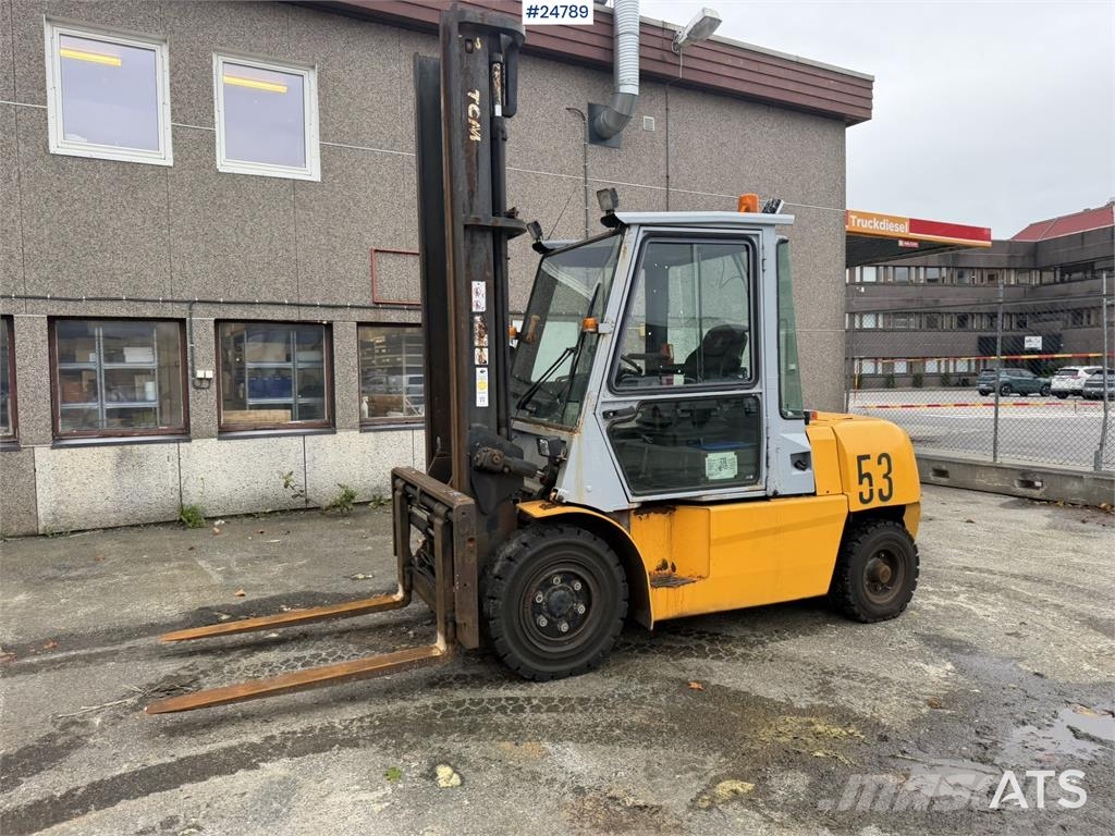 TCM FD50T9 5 ton truck Další