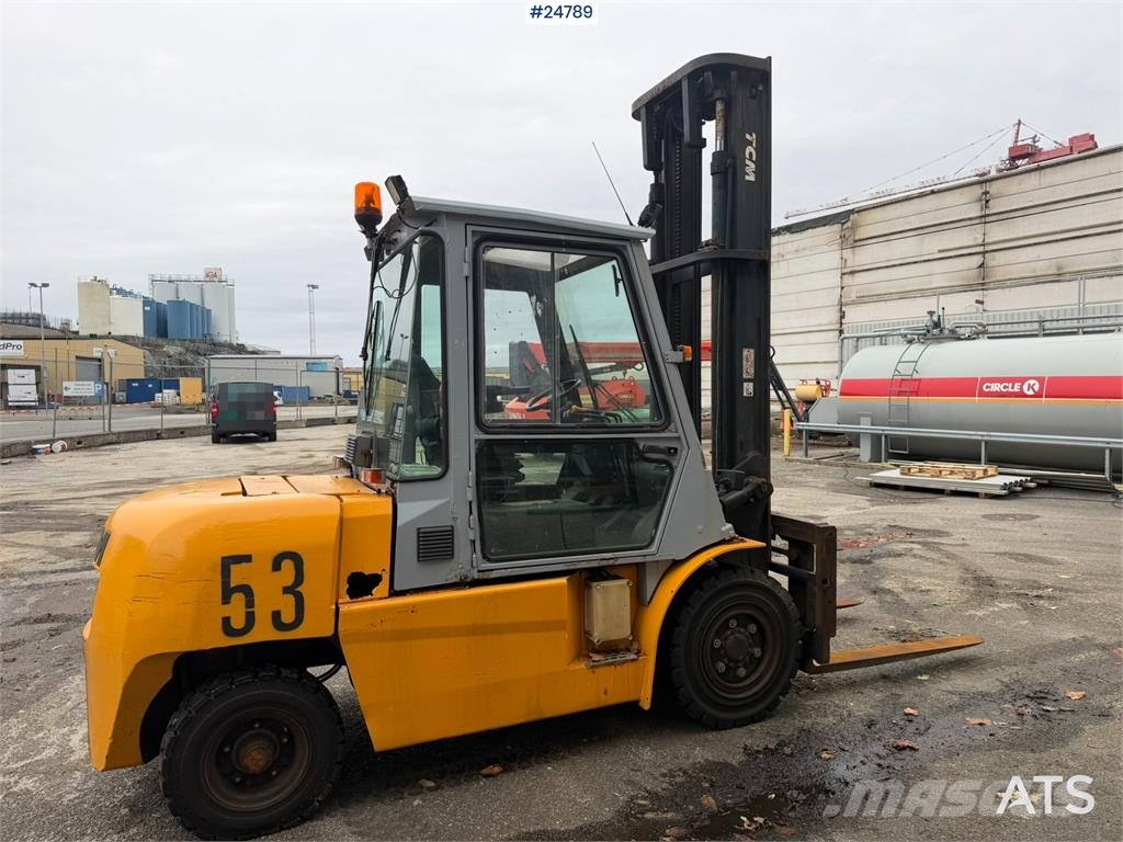 TCM FD50T9 5 ton truck Další