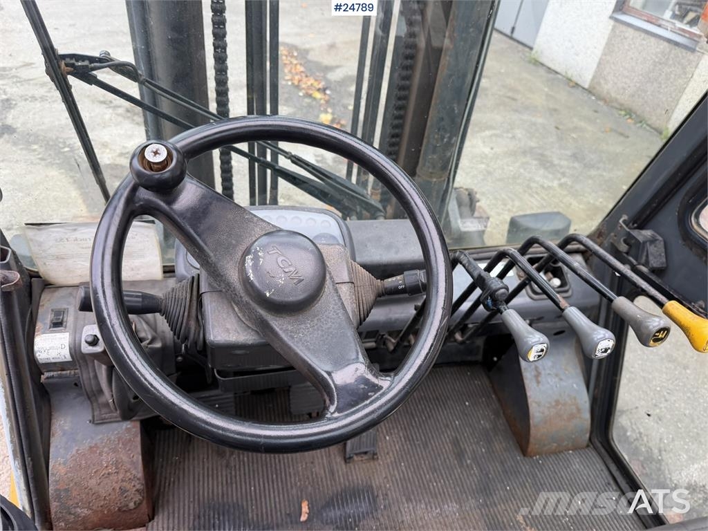 TCM FD50T9 5 ton truck Další