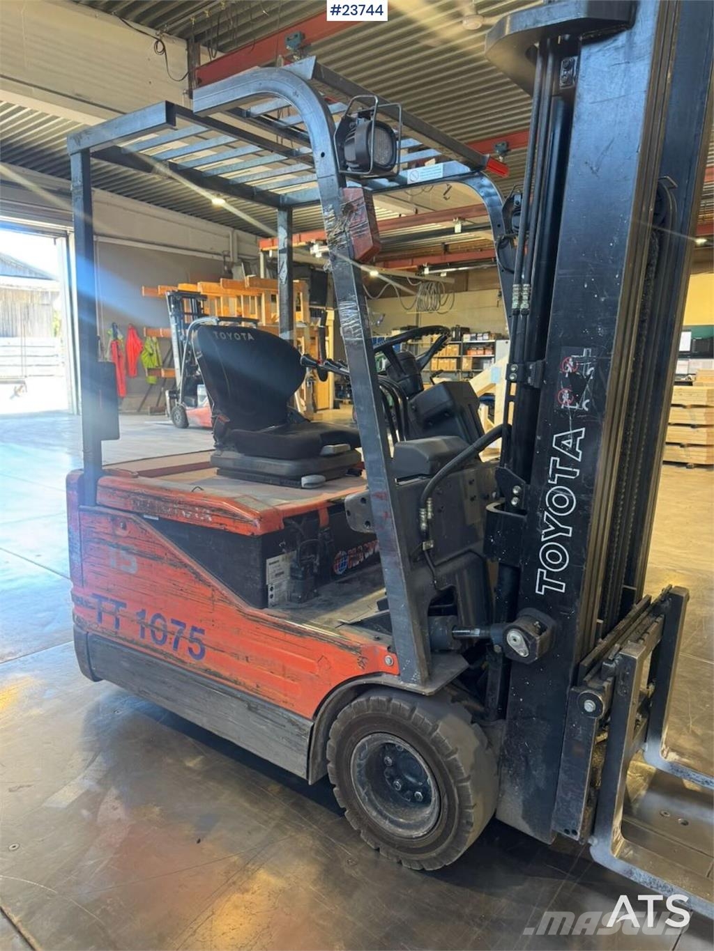 Toyota 8FBE15 Electric Forklift Electric forklifts