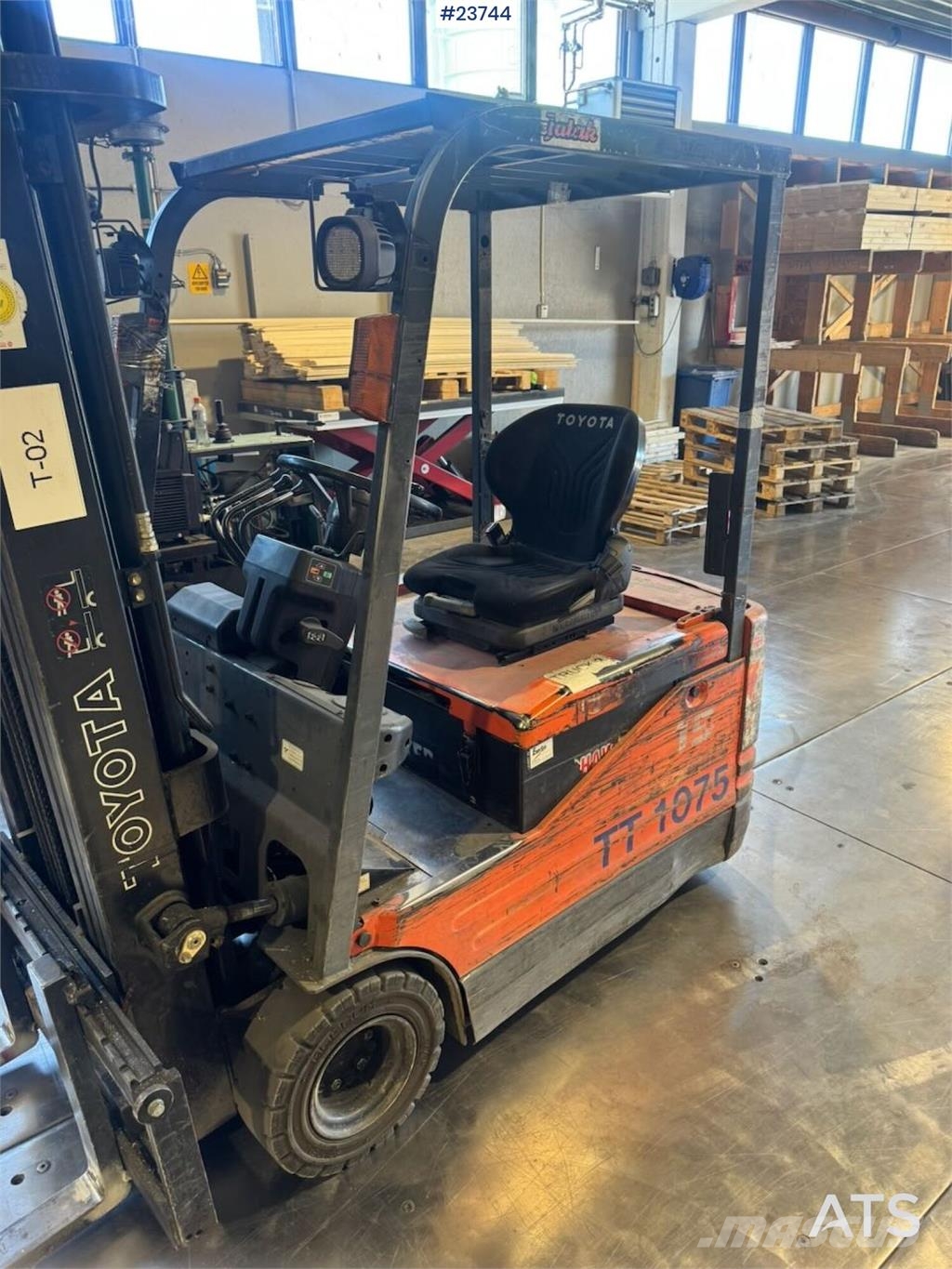 Toyota 8FBE15 Electric Forklift Electric forklifts