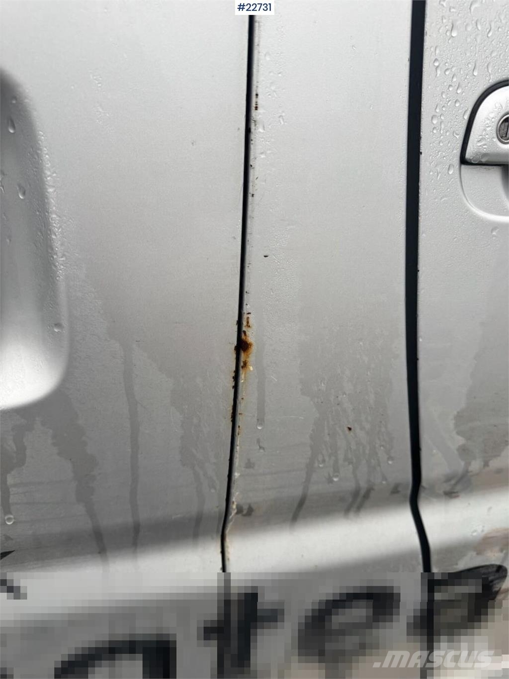 Toyota Hiace 4x4. Furgonetas cerradas