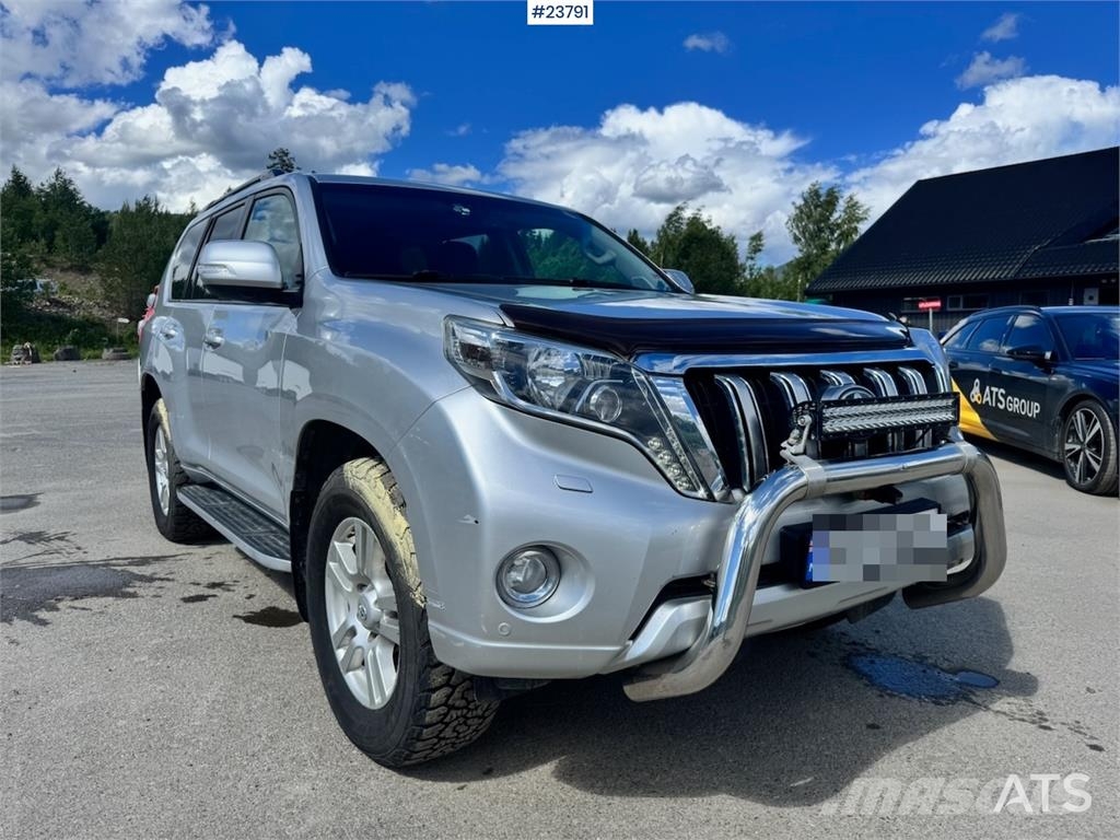 Toyota Land Cruiser – 190 HP – 2 Sets of Tires شاحنة مقفلة