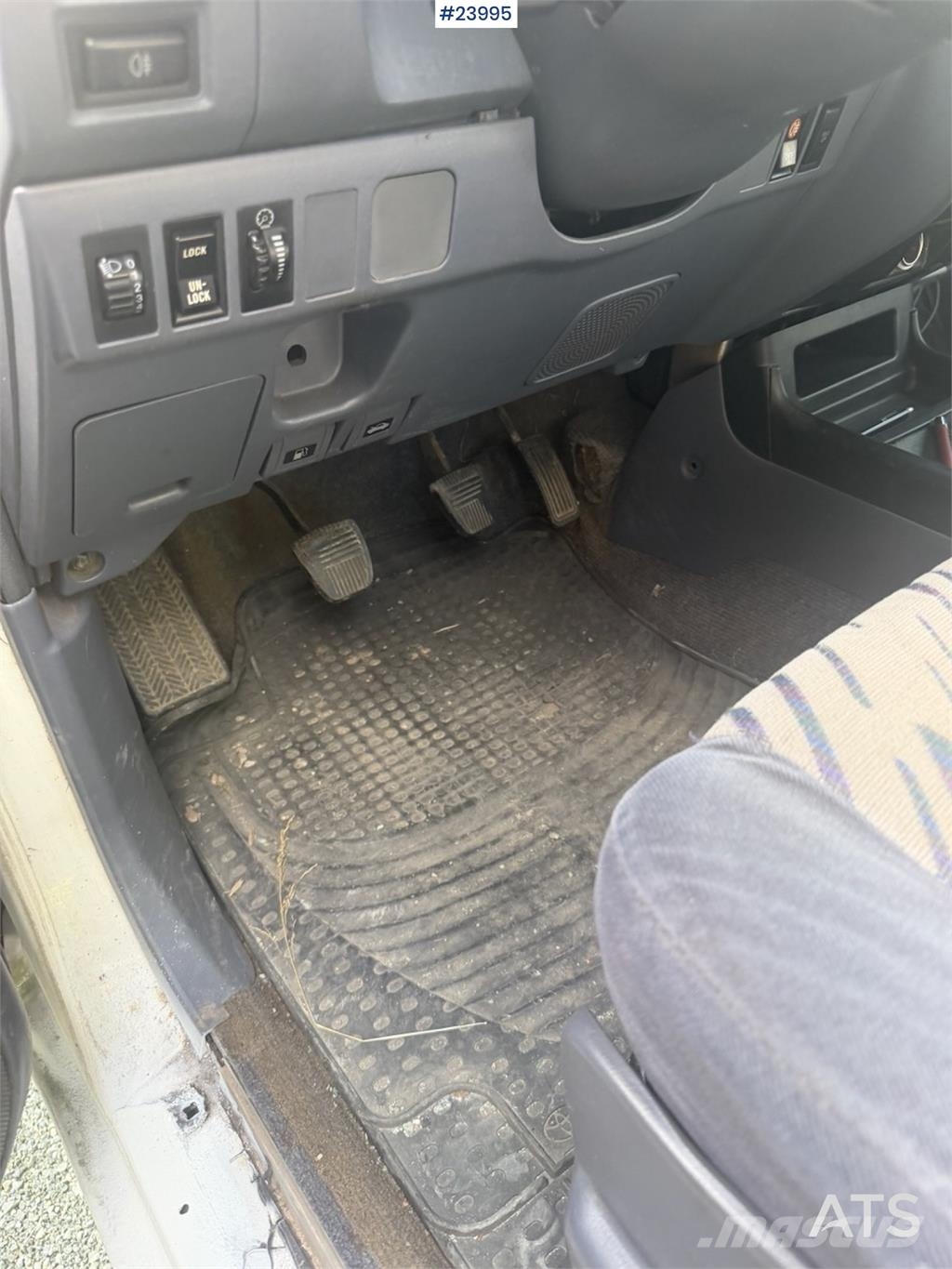 Toyota Land Cruiser 4x4 Carros