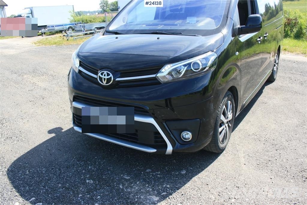 Toyota Proace Verso – 9 Seater سيارات