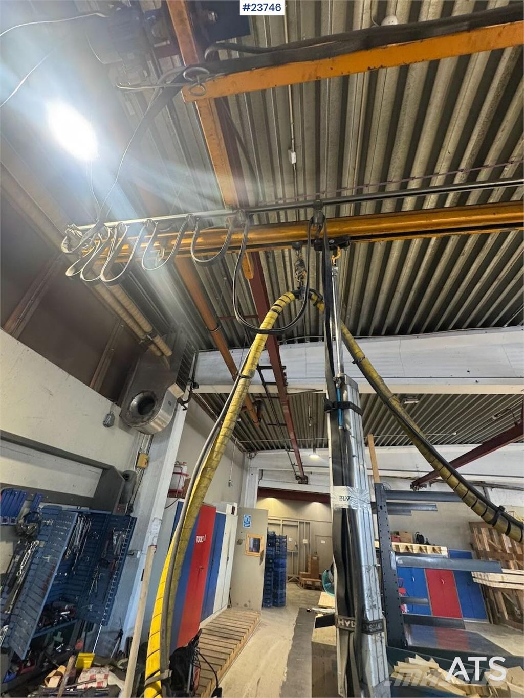  Traverskran - 30 meter skinnegang + hengepresser 其他升降機械