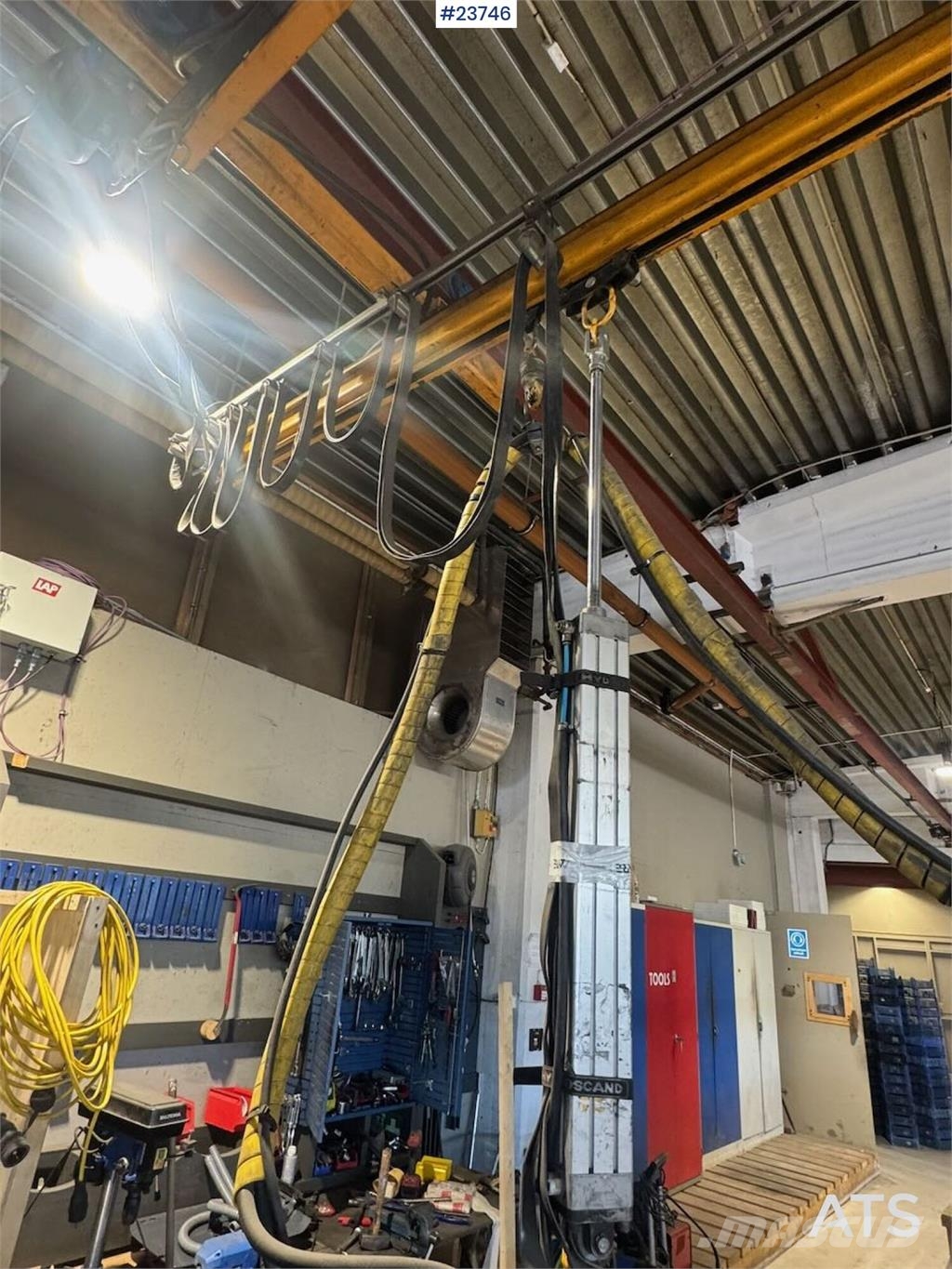  Traverskran - 30 meter skinnegang + hengepresser 其他升降機械