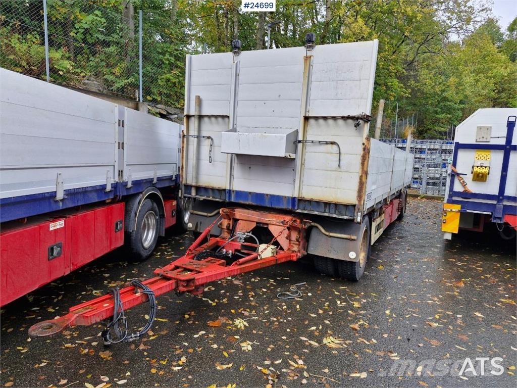 Tyllis 2 akslet Flatbed trailer – repair project with fol Vlakke laadvloer