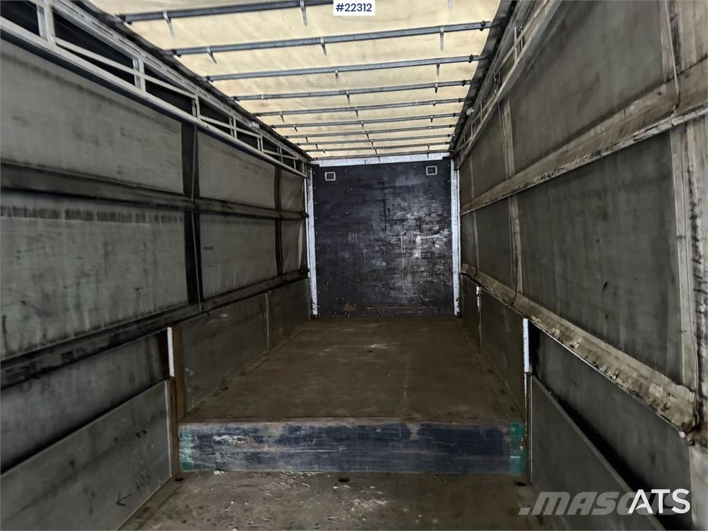 Tyllis Jumbo curtain side semi-trailer Ostatní návěsy