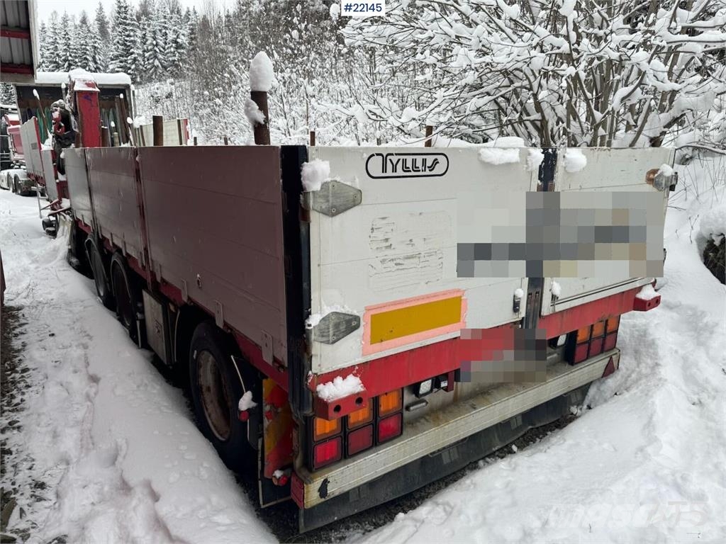 Tyllis jumbo semi-trailer with HMF crane Ostatní návěsy