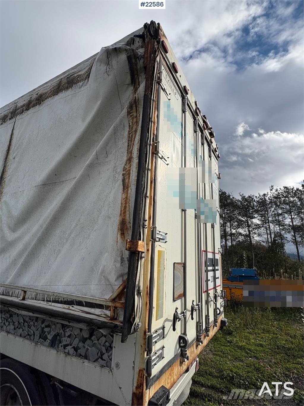 Tyllis trailer with chip body and tipper – hydraulic side Ostale prikolice