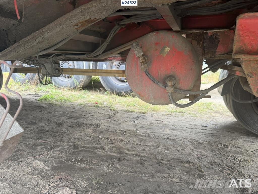 U LTU 3 Tri-axle machinery trailer with hydraulic Plataformas bajas