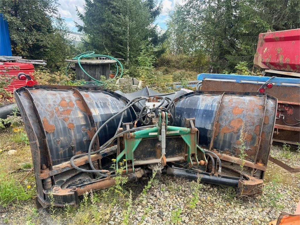 V-plog 3,3 meter bred Снігоочищувальні ножі та плуги