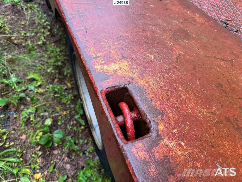 Vang Machine Semi-Trailer with Hydraulic Ramps and Exte Other semi-trailers
