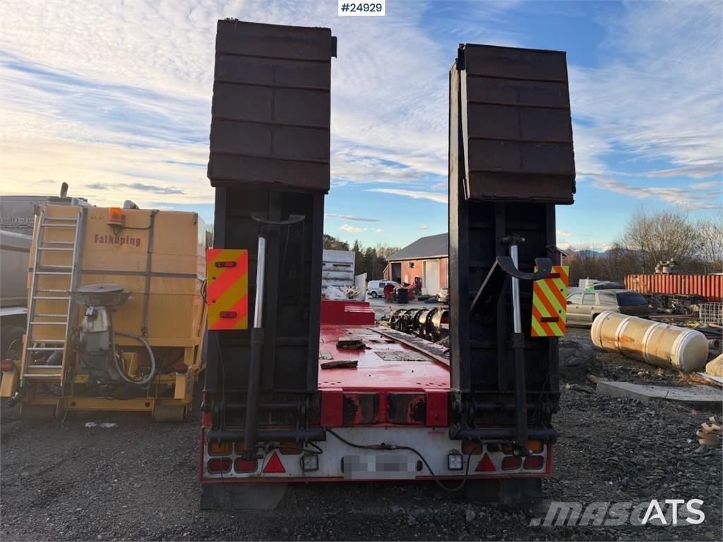 Vang SHSL 1111 Machinery semi-trailer with hydraulic ra Mažų aukščių krautuvai