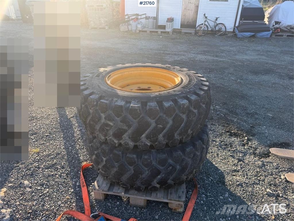 Venieri 7.63C wheel loader w/original bucket لوادر بعجل