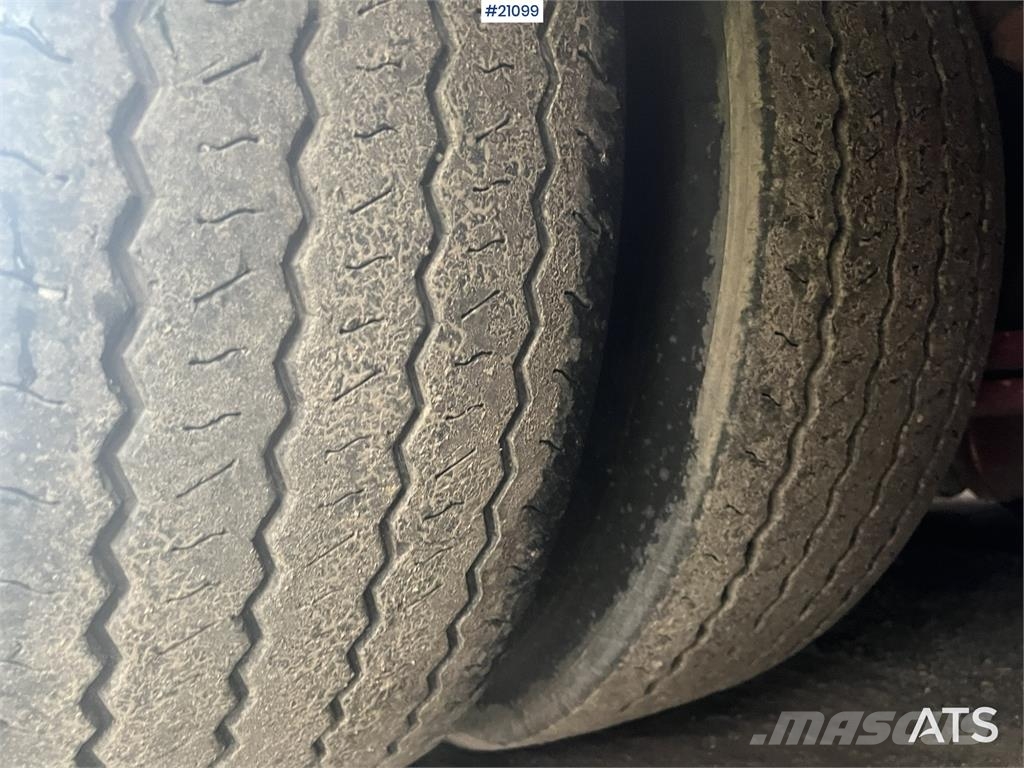 VM Brønntralle Semirremolques de carga baja