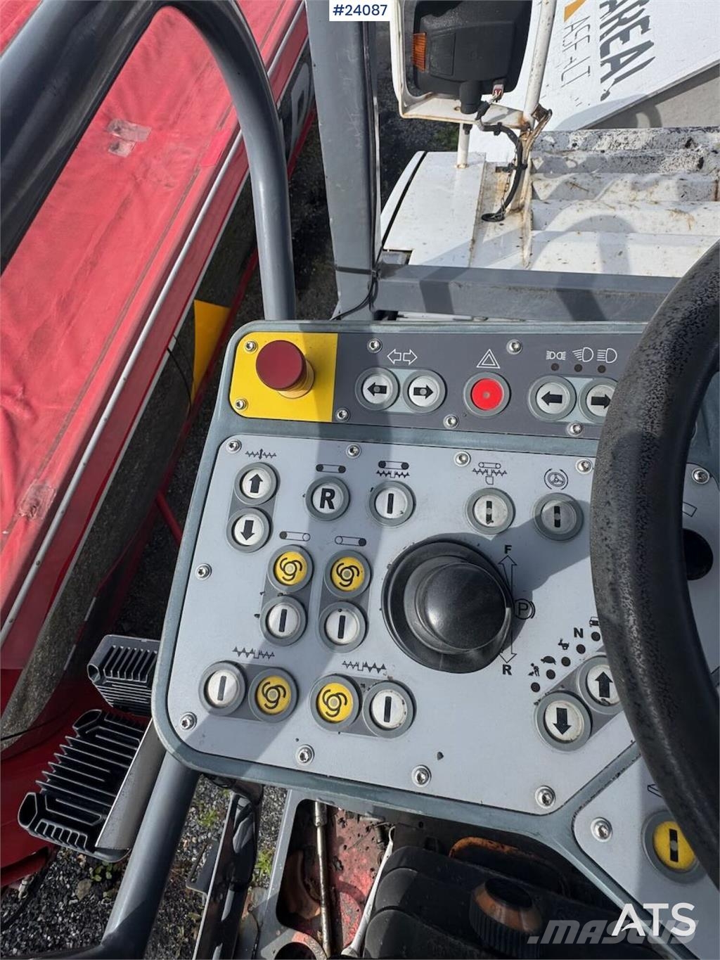 Vögele Super 1303-3i Asphalt Paver Машини за асфалт