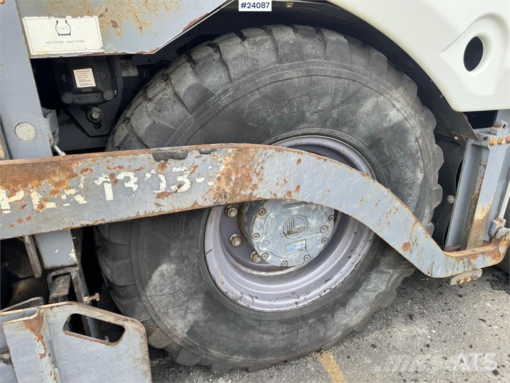 Vögele Super 1303-3i Asphalt Paver Машини за асфалт