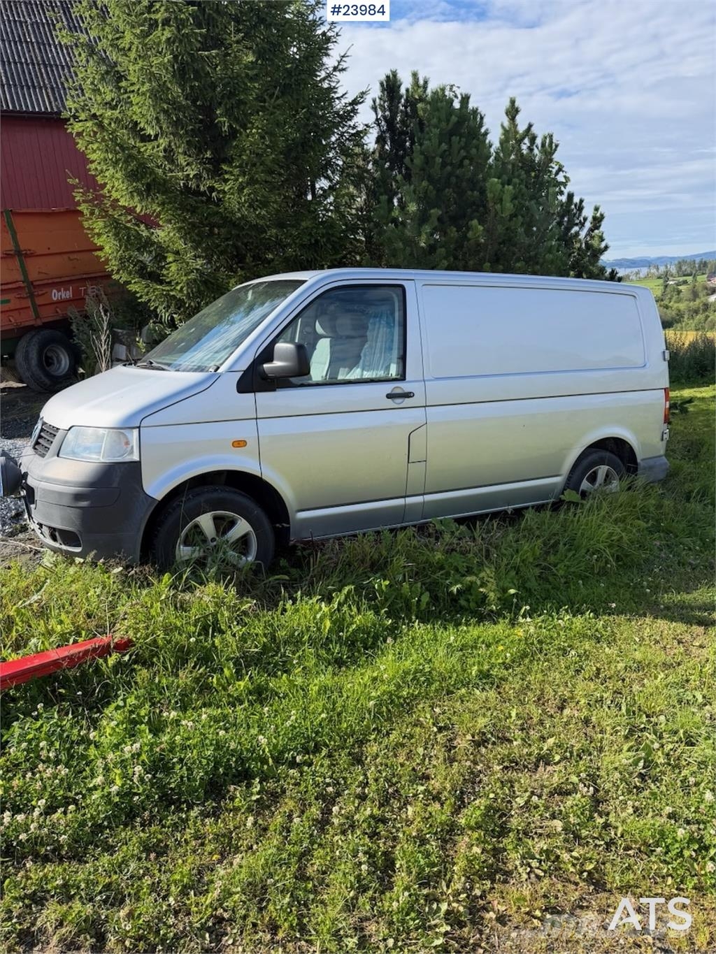 Volkswagen Transporter 4x2 Van – Not EU-approved شاحنة مقفلة