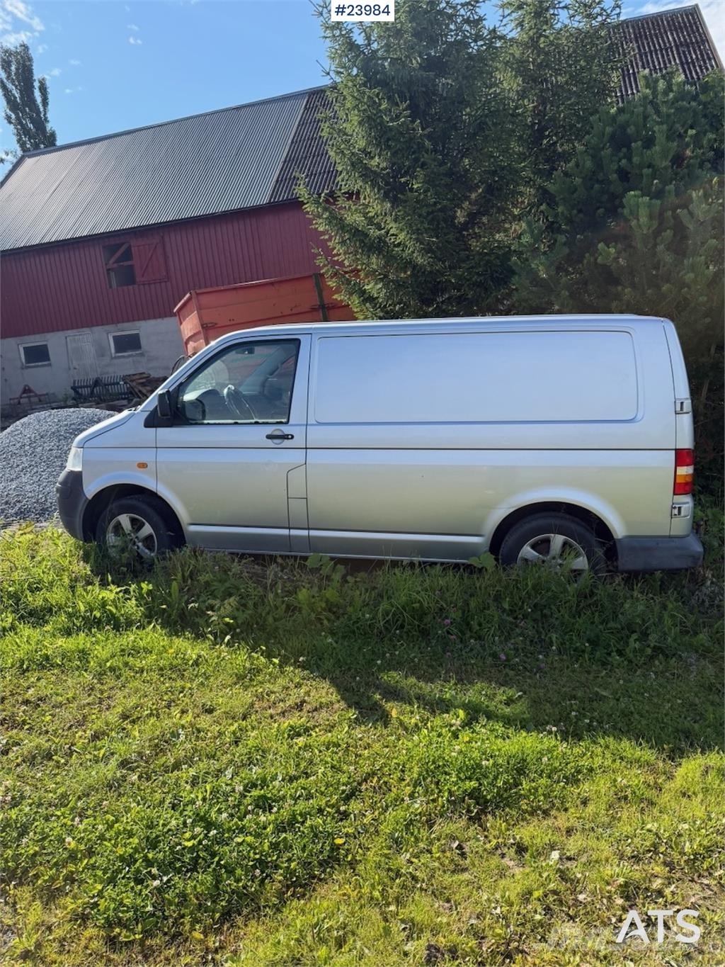 Volkswagen Transporter 4x2 Van – Not EU-approved شاحنة مقفلة