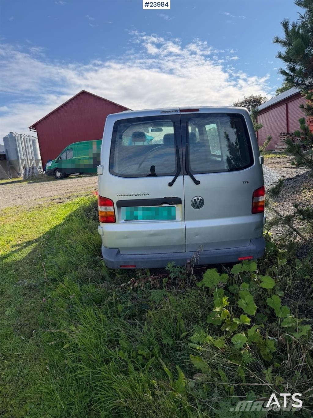 Volkswagen Transporter 4x2 Van – Not EU-approved شاحنة مقفلة