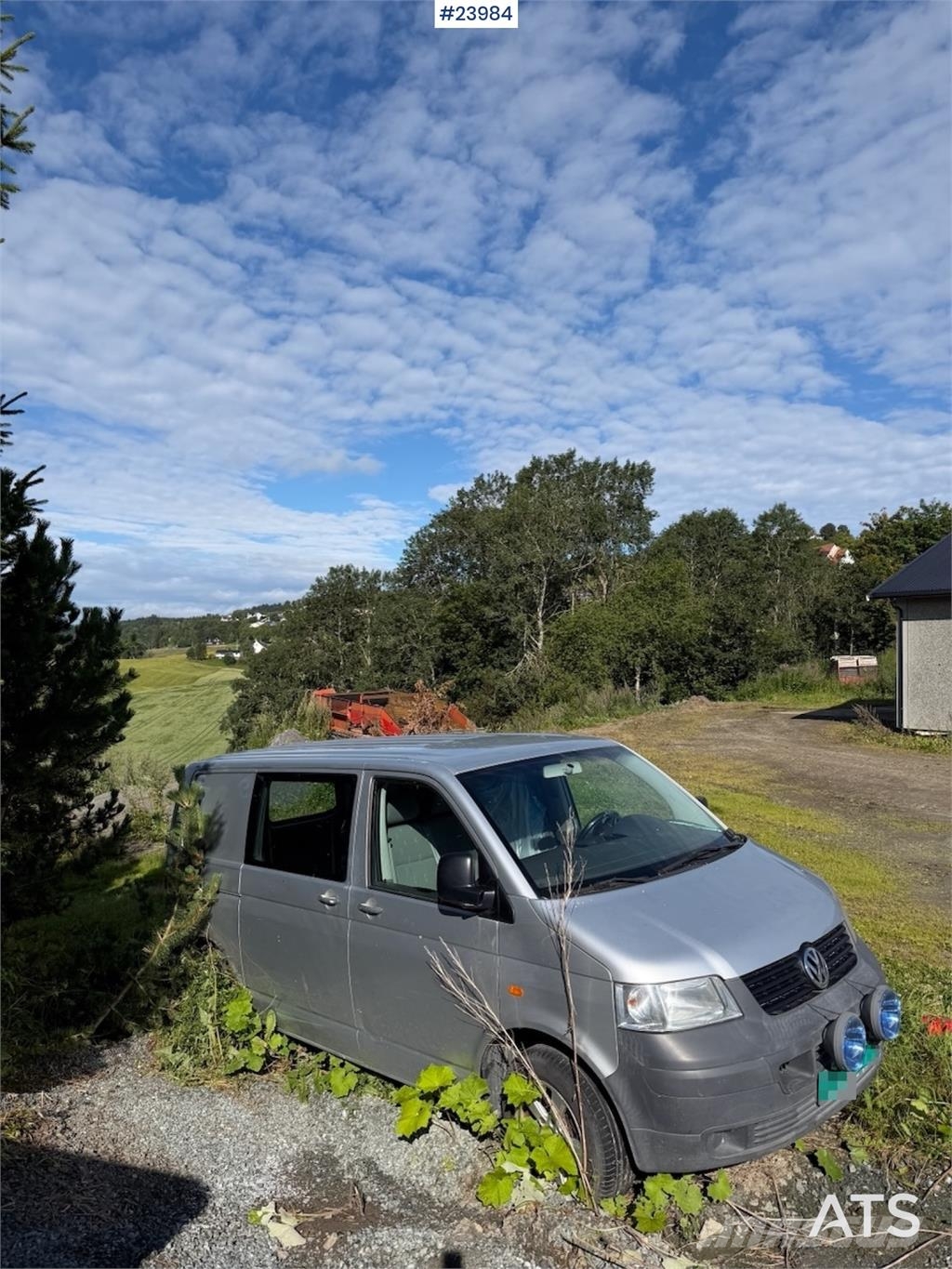 Volkswagen Transporter 4x2 Van – Not EU-approved شاحنة مقفلة