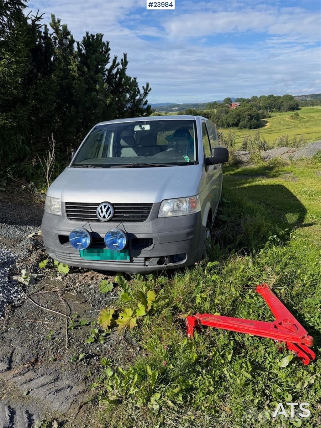 Volkswagen Transporter 4x2 Van – Not EU-approved شاحنة مقفلة