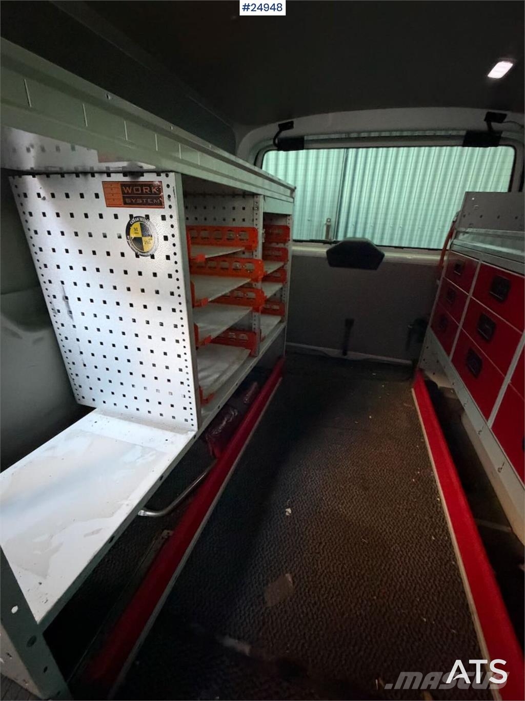 Volkswagen Transporter 4x4 Van شاحنة مقفلة