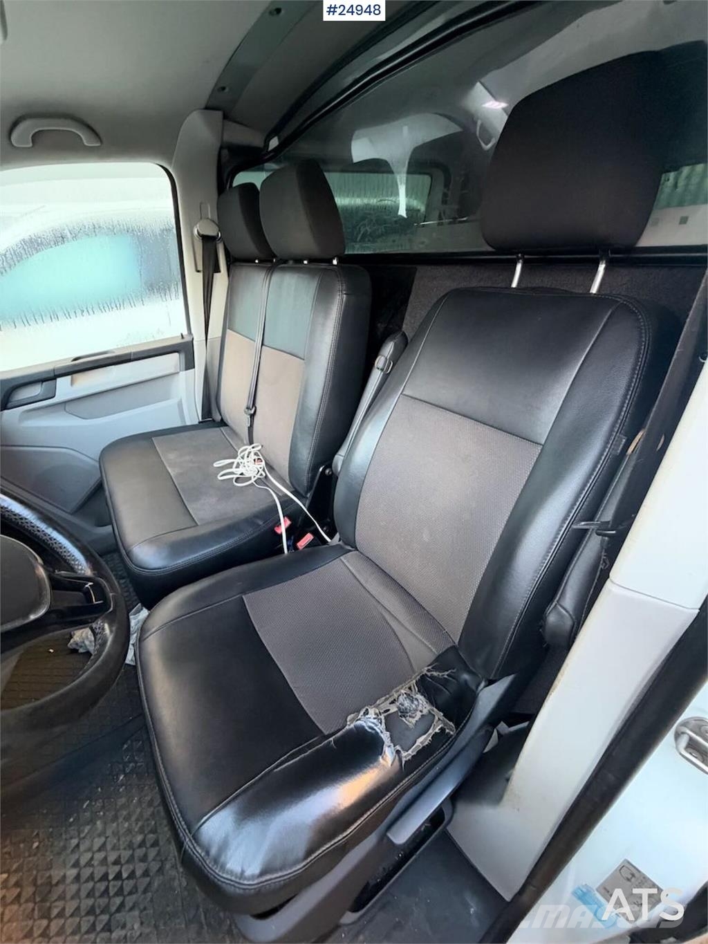 Volkswagen Transporter 4x4 Van شاحنة مقفلة
