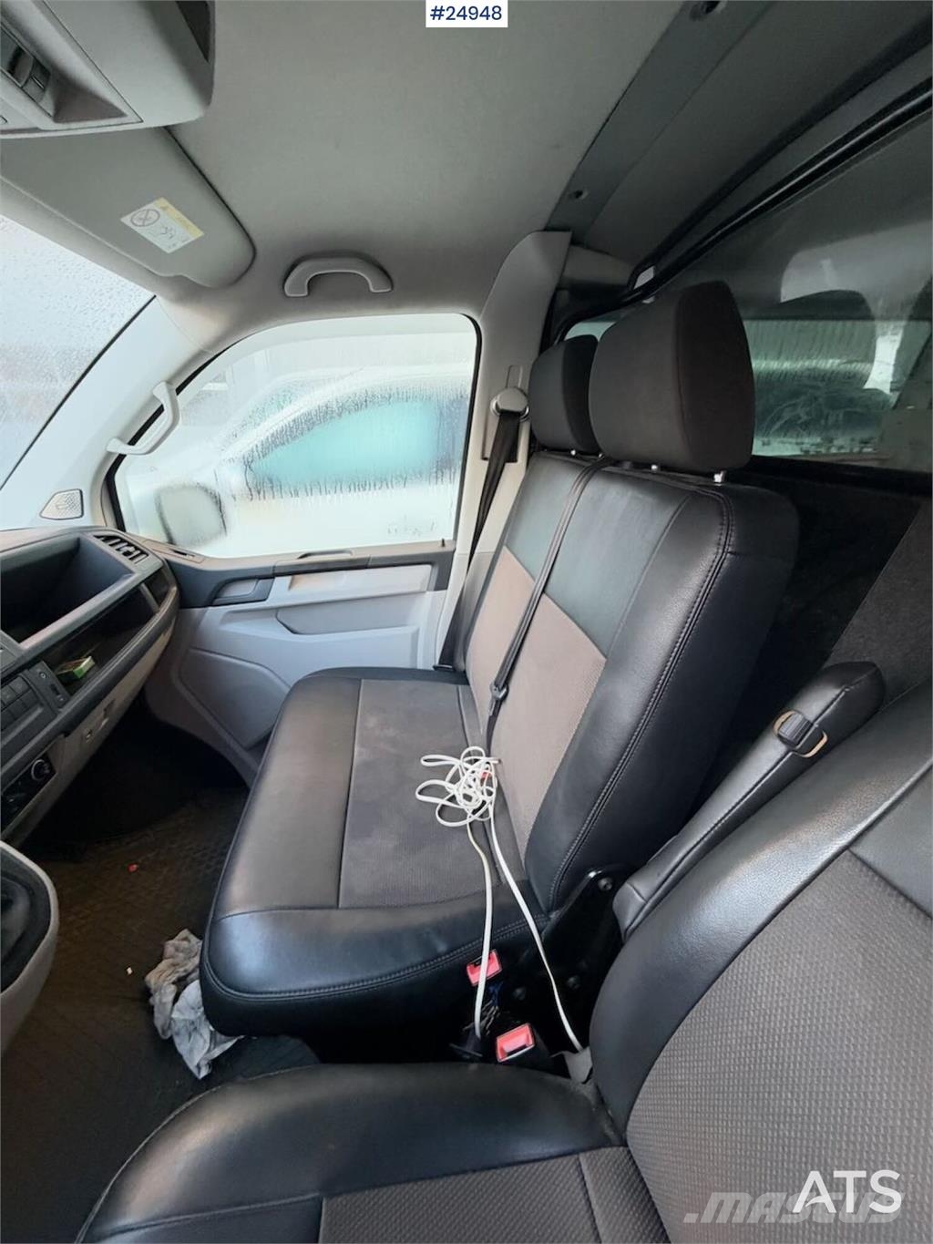 Volkswagen Transporter 4x4 Van شاحنة مقفلة