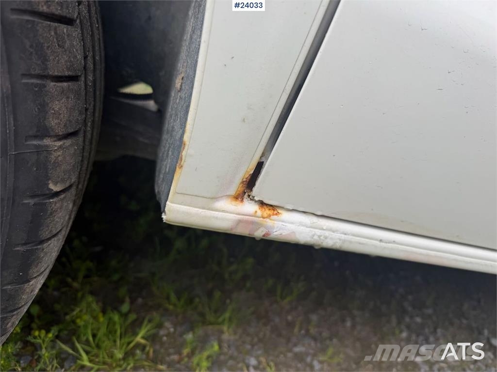 Volkswagen Transporter 4x4 w/ two sets of tires. – EU approve Voiture