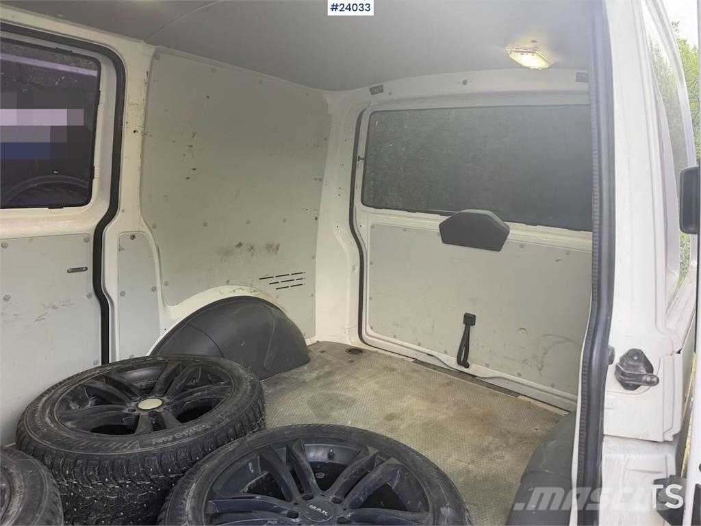 Volkswagen Transporter 4x4 w/ two sets of tires. – EU approve Voiture